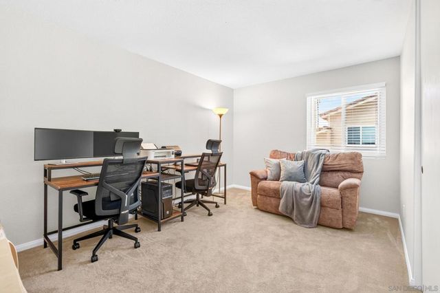 13056 Triumph, Poway, CA 92064
