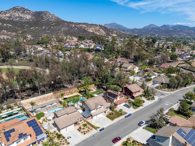 13056 Triumph, Poway, CA 92064