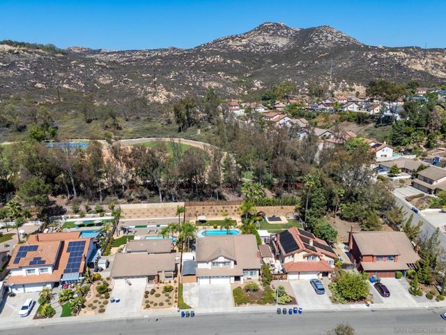 13056 Triumph, Poway, CA 92064