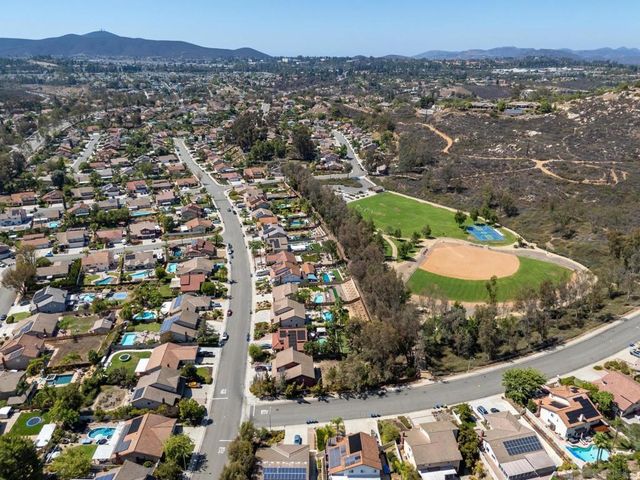 13056 Triumph, Poway, CA 92064