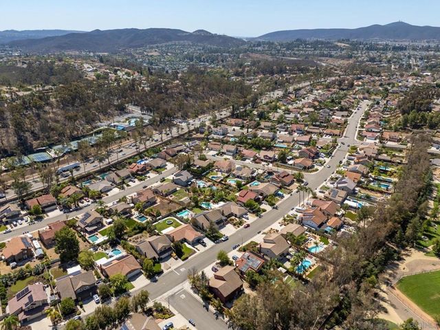 13056 Triumph, Poway, CA 92064