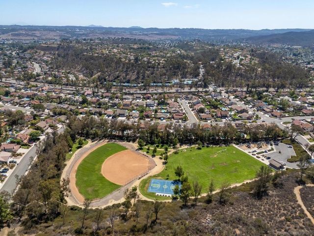 13056 Triumph, Poway, CA 92064