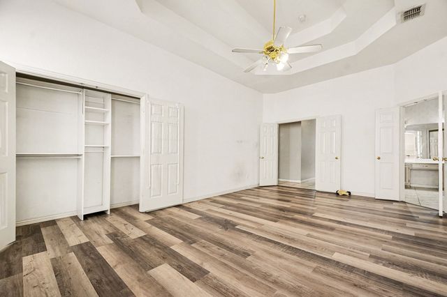 1005 Creek Bnd, Carrollton, TX 75007