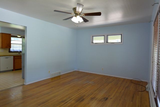 536 N Meeds Dr., Valley Center, KS 67147
