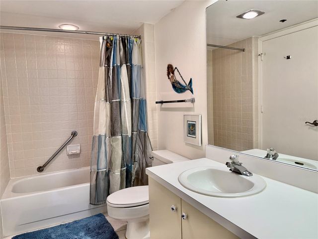 1105 GULF OF MEXICO DRIVE 401, Longboat Key, FL 34228