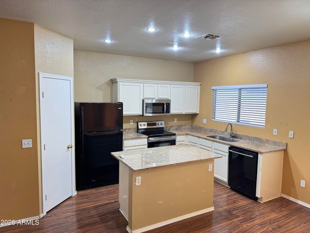 2432 E Palm Beach Drive, Chandler, AZ 85249