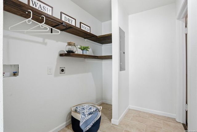 2543 W Mulberry, San Antonio, TX 78228