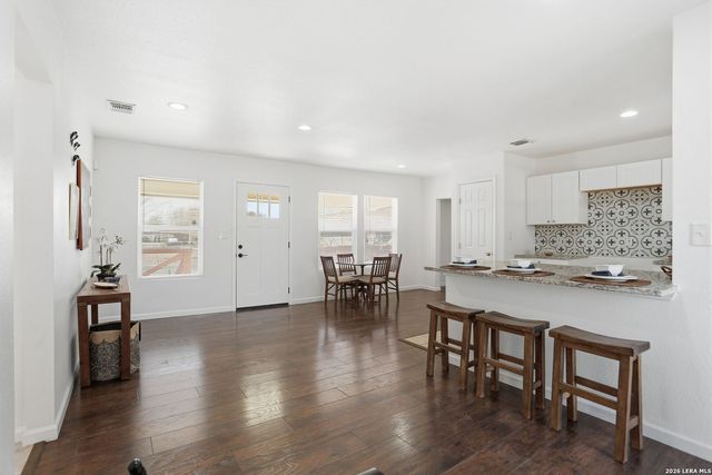 2543 W Mulberry, San Antonio, TX 78228