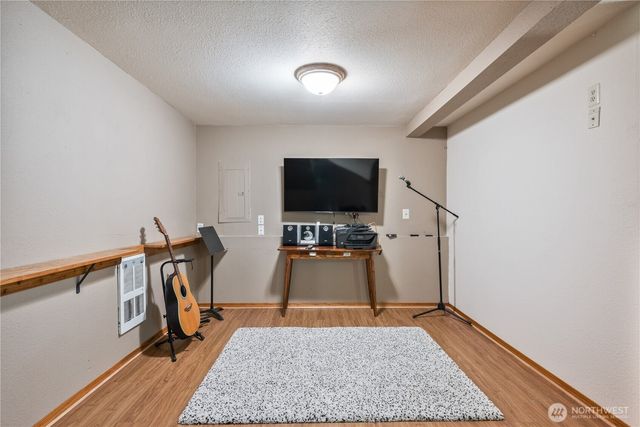 1304 Coal Creek Road, Longview, WA 98632