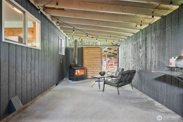 1304 Coal Creek Road, Longview, WA 98632