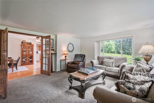 1304 Coal Creek Road, Longview, WA 98632