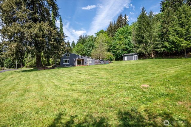 1304 Coal Creek Road, Longview, WA 98632