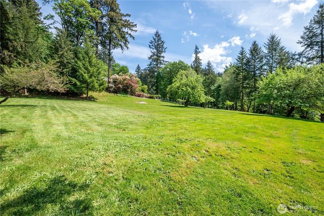 1304 Coal Creek Road, Longview, WA 98632