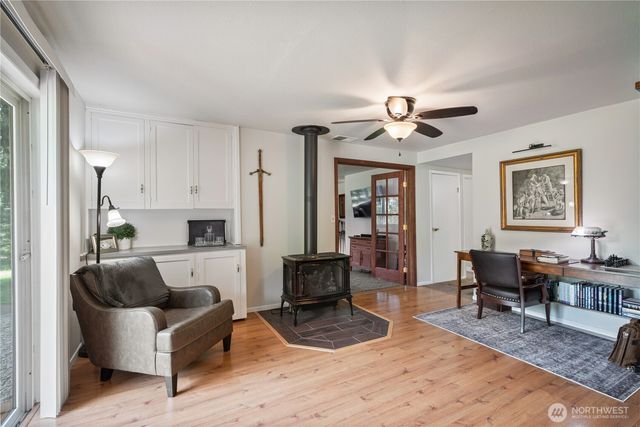 1304 Coal Creek Road, Longview, WA 98632