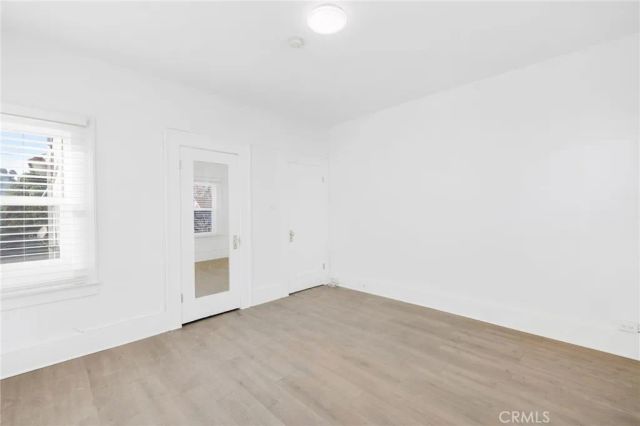 548 N Kenmore, Los Angeles, CA 90004