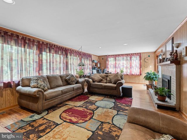 52 DEVON RD, Mount Holly, NJ 08060
