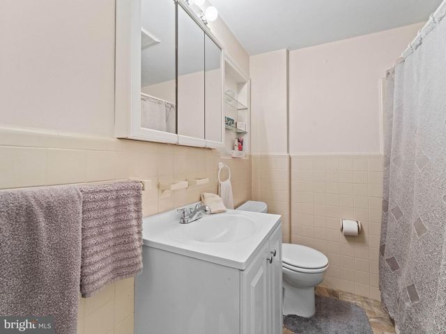 52 DEVON RD, Mount Holly, NJ 08060