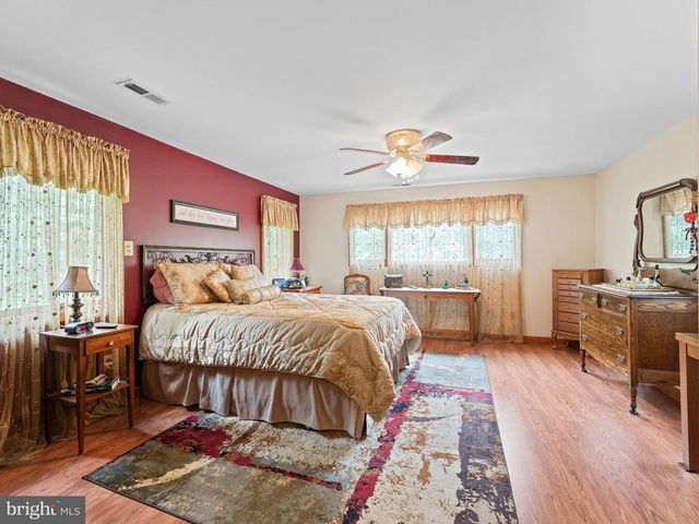 52 DEVON RD, Mount Holly, NJ 08060