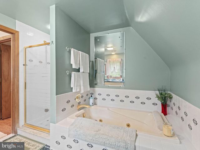 52 DEVON RD, Mount Holly, NJ 08060