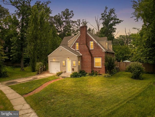 52 DEVON RD, Mount Holly, NJ 08060