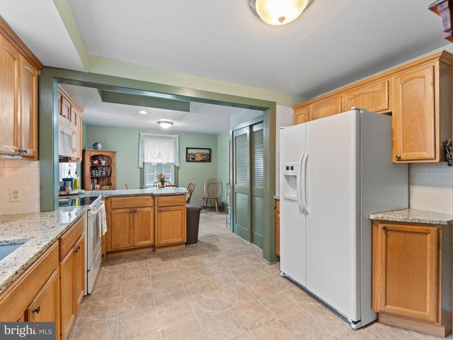 52 DEVON RD, Mount Holly, NJ 08060