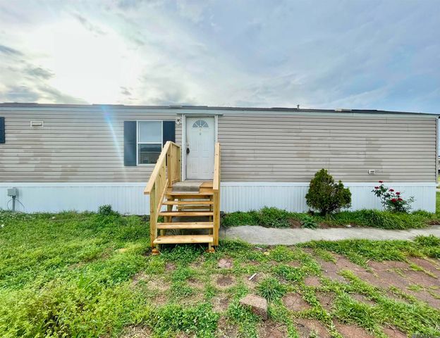 201 Bentley Dr, Thibodaux, LA 70301