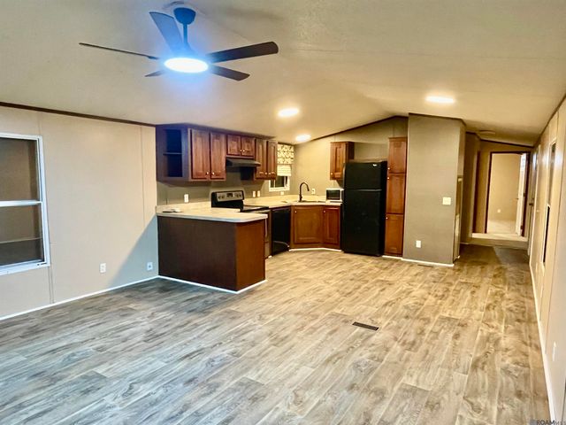 201 Bentley Dr, Thibodaux, LA 70301