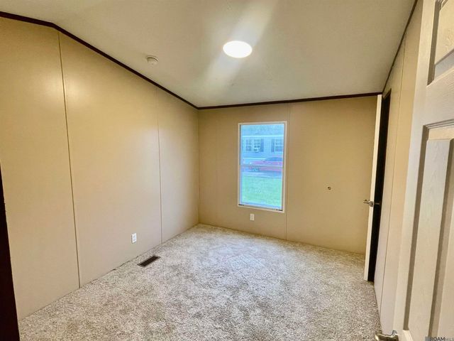 201 Bentley Dr, Thibodaux, LA 70301
