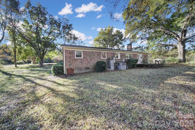 3987 Taxahaw Road, Lancaster, SC 29720