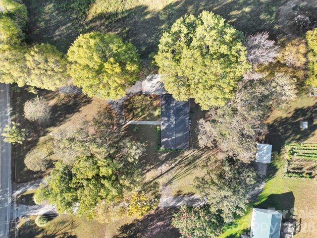 3987 Taxahaw Road, Lancaster, SC 29720