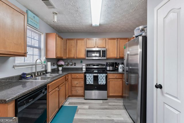 694 Georgetown Court, Jonesboro, GA 30236