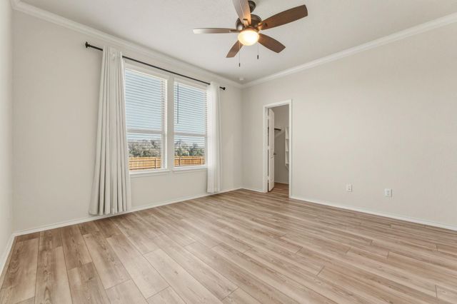 428 English Oak ST, Georgetown, TX 78626