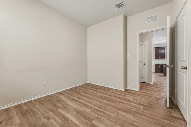 428 English Oak ST, Georgetown, TX 78626