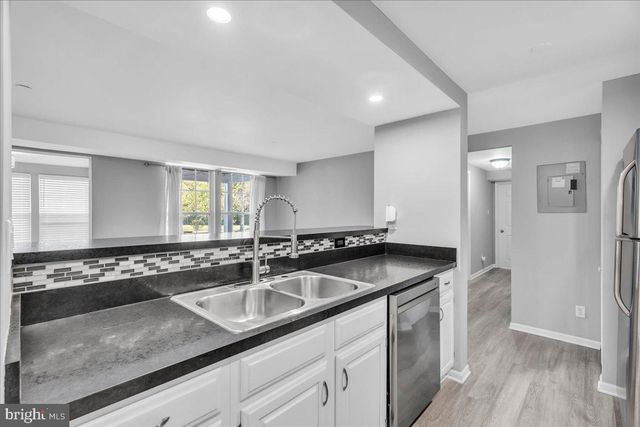 73 ELDON WAY, Marlton, NJ 08053