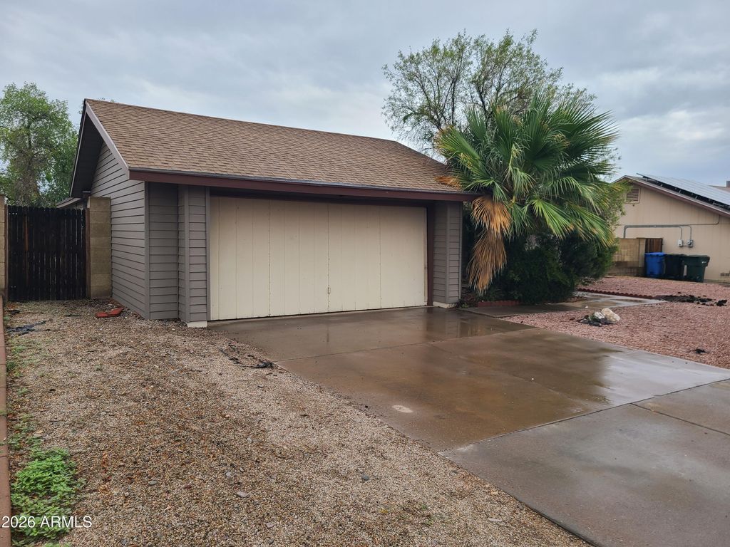 15227 N 23RD Drive, Phoenix, AZ 85023 — photo 2