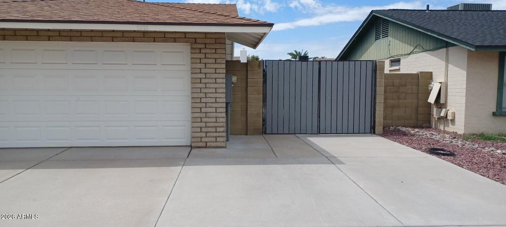 6533 W ALTADENA Avenue, Glendale, AZ 85304 — photo 3