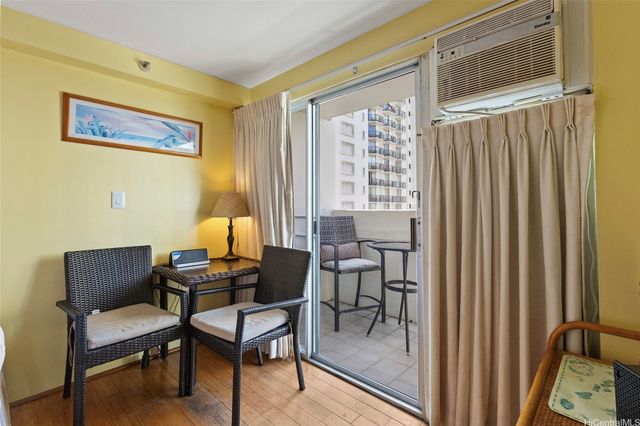 2450 Prince Edward Street 1002A, Honolulu, HI 96815