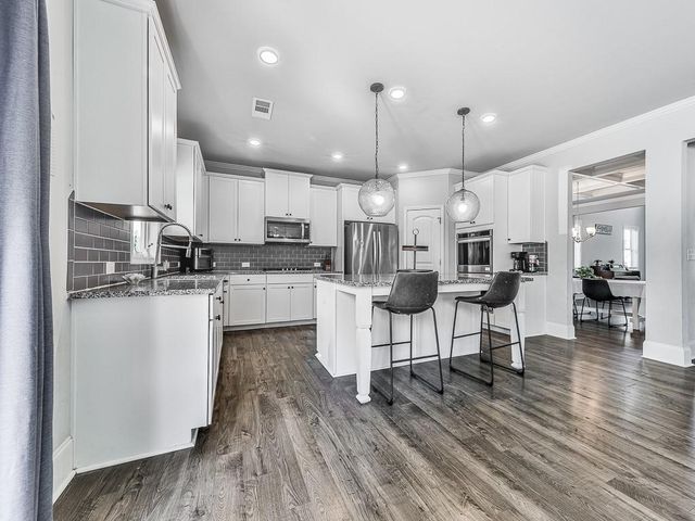 319 Ellenton Place, Canton, GA 30115