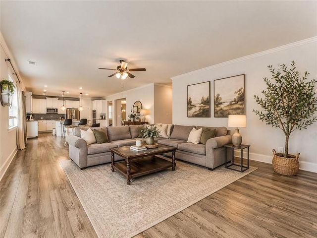 319 Ellenton Place, Canton, GA 30115