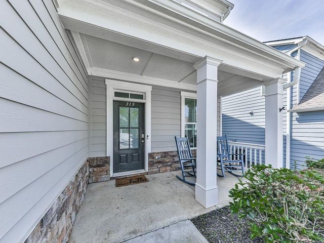 319 Ellenton Place, Canton, GA 30115