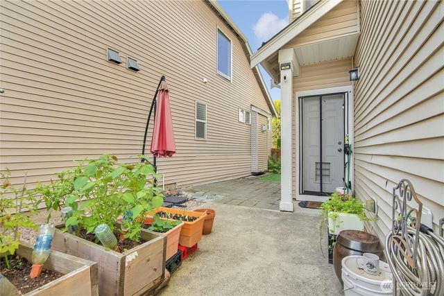 6626 Francis Avenue SE, Auburn, WA 98092