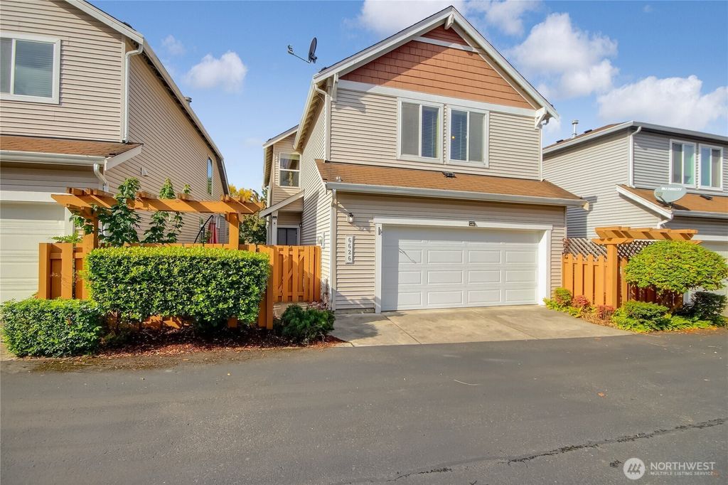 6626 Francis Avenue SE, Auburn, WA 98092