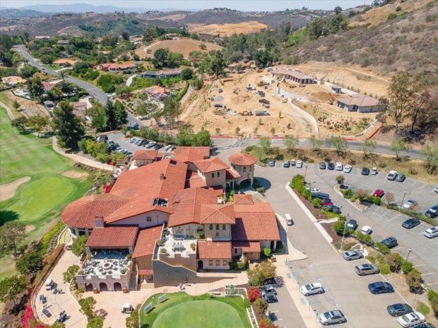 29142 Laurel Valley Drive, Vista, CA 92084