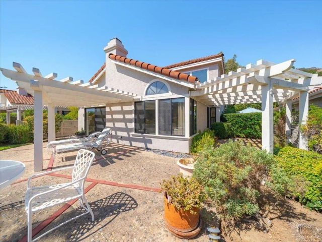 29142 Laurel Valley Drive, Vista, CA 92084