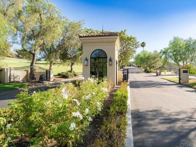 29142 Laurel Valley Drive, Vista, CA 92084