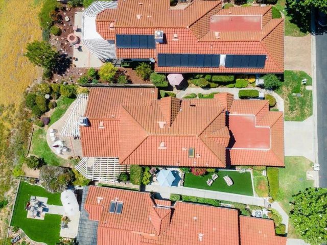 29142 Laurel Valley Drive, Vista, CA 92084