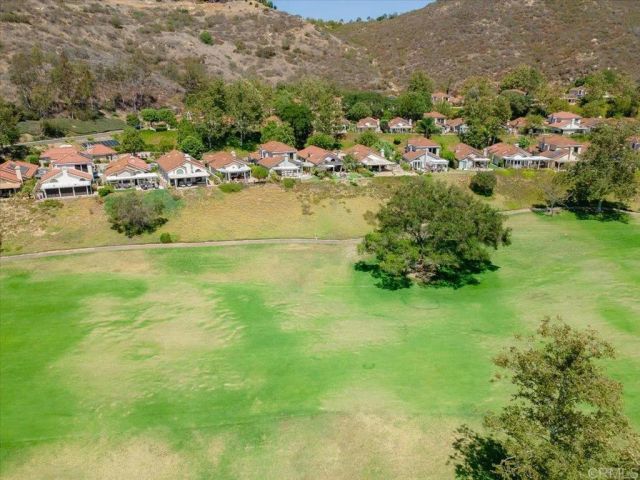 29142 Laurel Valley Drive, Vista, CA 92084