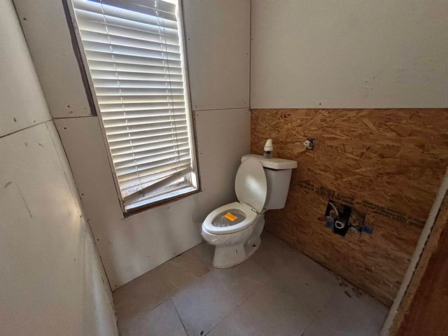 225 E 29th St, Cut Off, LA 70345