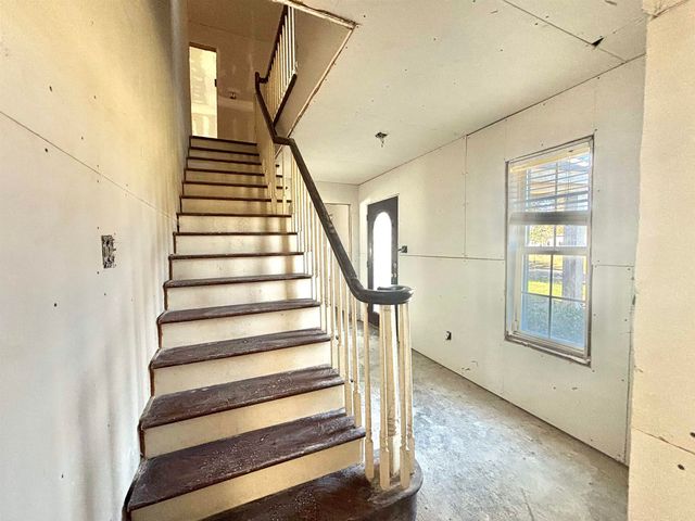 225 E 29th St, Cut Off, LA 70345