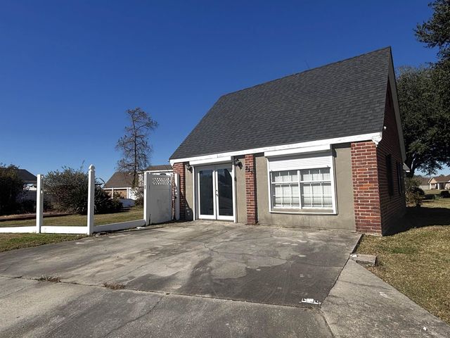 225 E 29th St, Cut Off, LA 70345